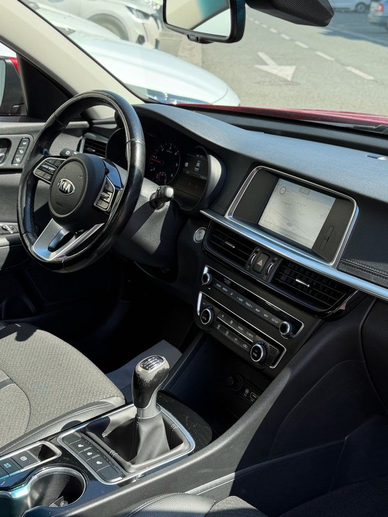 Kia Magentis 2019, foto 11