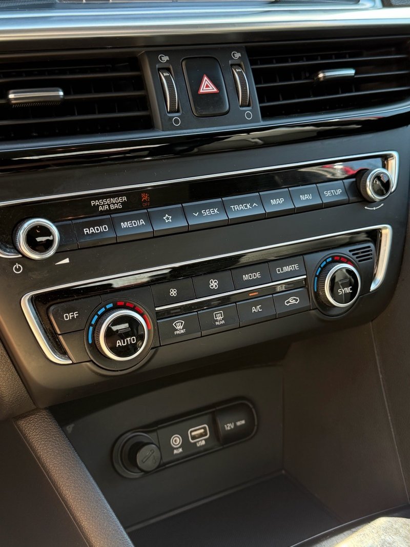 Kia Magentis 2019, foto 22