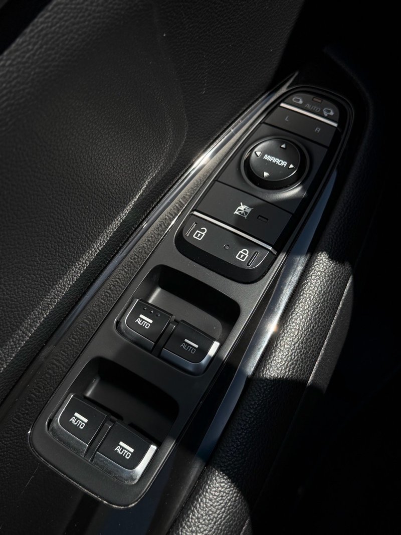 Kia Magentis 2019, foto 28