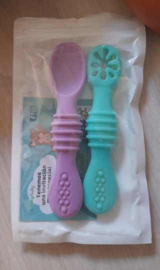Pack BLW Plato Madera + Babero + 2 Cucharas