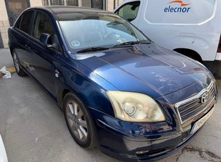 Toyota Avensis 2003