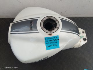 Serbatoio Keeway RKV 125 - Ruggine interna