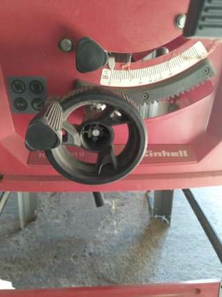 Mesa de corte Einhell TC-TS 225/1u