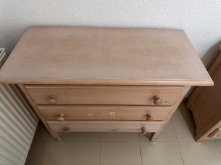 Muebles infantiles de madera de pino