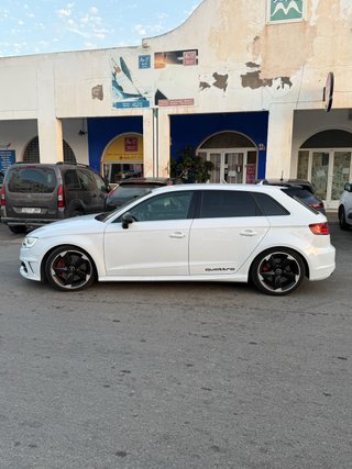 Audi S3 quattro spotbanck