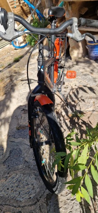 Bicicleta Infantil 20 Naranja/Negra. ( tengo 2)