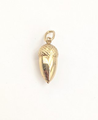 Colgante Bellota Oro de 18K, 0.7 g.