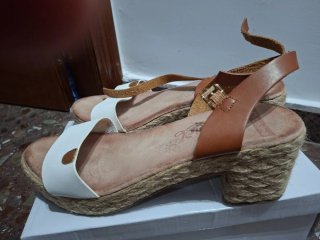 Sandalias Dorina tacón cuña esparto