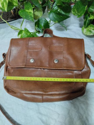 Bolso de mano y hombro marrón