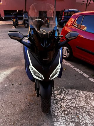 Maxi Scooter 125cc Negro y Gris