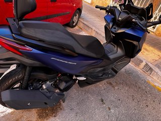 Maxi Scooter 125cc Negro y Gris