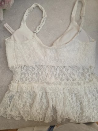 Top Hollister encaje blanco