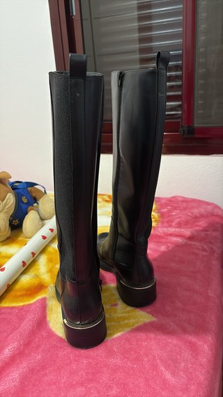 Botas altas negras