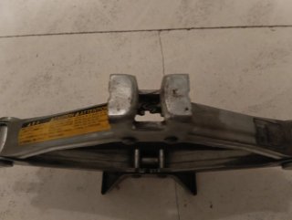 Gato elevador coche