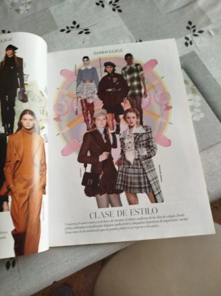 Revista Hola Fashion