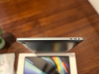 MacBook Pro 16 i9 2.4GHz 32GB RAM 512GB