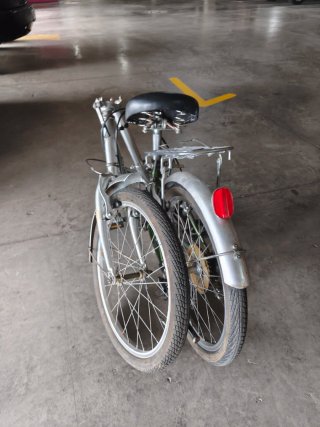 Bicicleta Plegable Verde y Plata