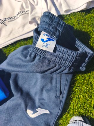 Ropa Deportiva Ariznabarra Fútbol
