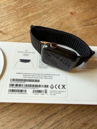 Apple Watch SE 40mm Midnight Aluminium