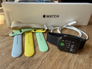 Apple Watch SE 40mm Midnight Aluminium
