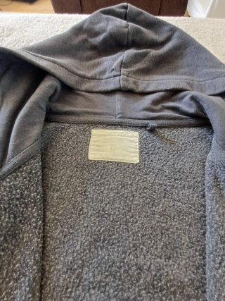 Sudadera con capucha y cremallera
