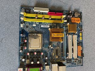 Lote Placas Base Gigabyte LGA775 + CPUs