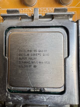 Lote Placas Base Gigabyte LGA775 + CPUs