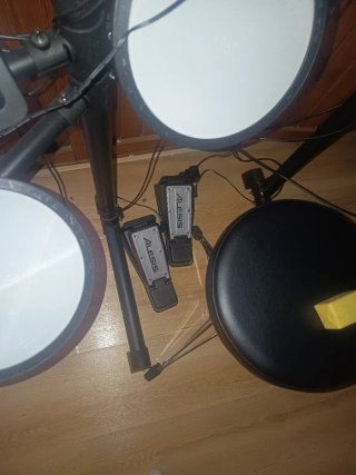 Batería Electrónica Alesis Turbo Max