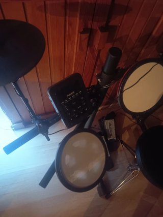 Batería Electrónica Alesis Turbo Max