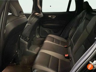Volvo V60 2.0 T6 AWD Recharge R-Design Auto