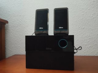 Altavoces Qilive Negros