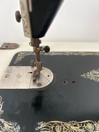 Máquina de coser Singer antigua