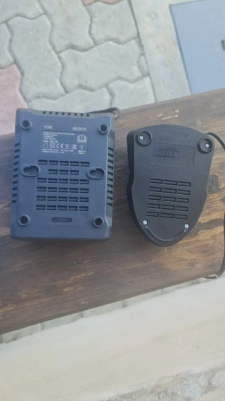 Caricabatterie Bosch AL 1115 CV e GAL 12V-40