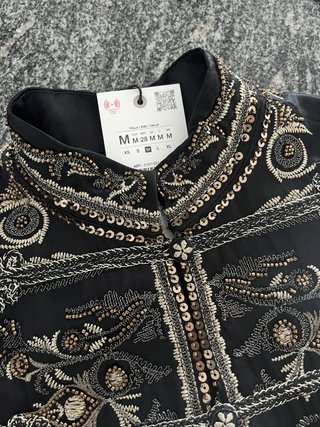 Chaqueta Zara bordados Talla M