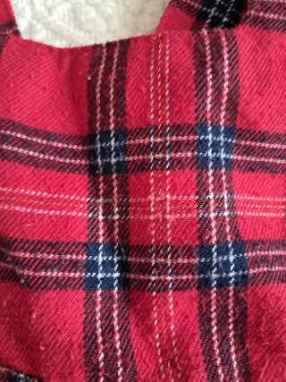 Vestido de cuadros para niña