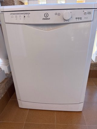Lavavajillas Indesit
