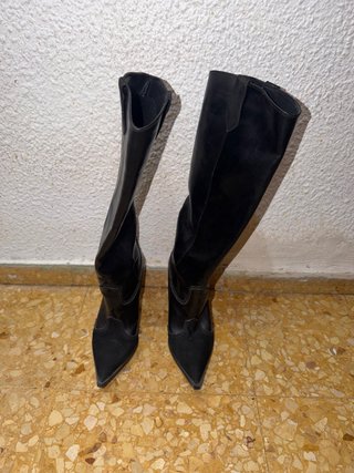 Botas altas negras Zara