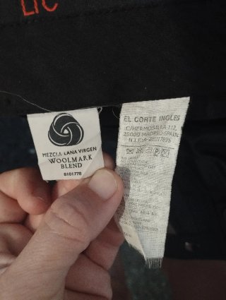 Traje de hombre azul marino