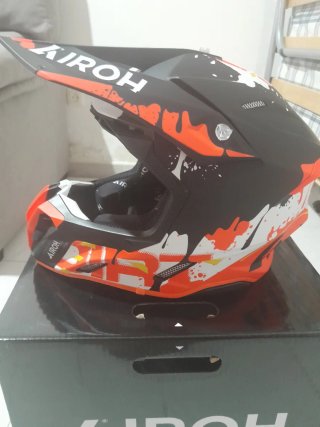 Casco Airoh Negro Naranja talla M