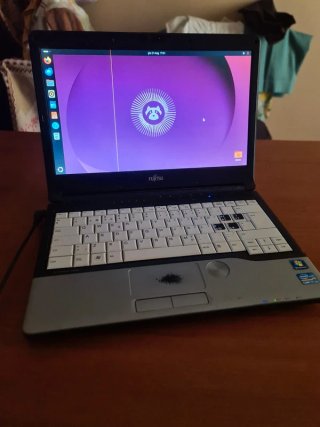 Fujitsu Lifebook S792 i7 320GB HDD 6GB RAM