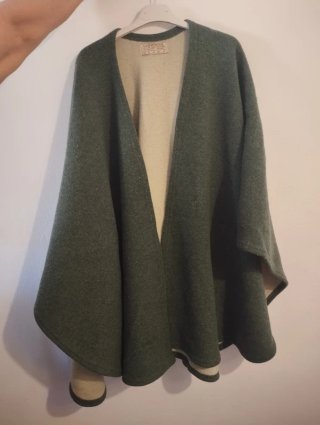 Capa Poncho Lana Virgen