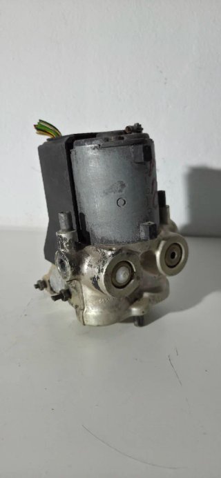 ABS Mercedes Clase C W202 2.0D 1993