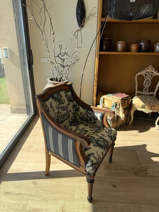Sillón antiguo Estilo Francés Toile de Jouy