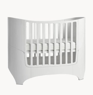 Cuna Leander convertible con colchón evolutivo