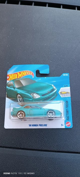 Hot Wheels '98 Honda Prelude Factory Fresh