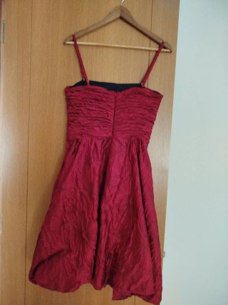 Vestido de fiesta burdeos