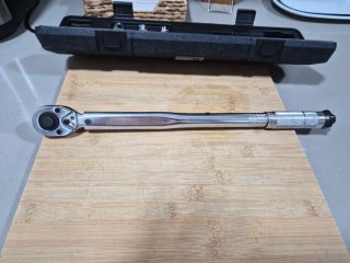 Llave dinamométrica nueva mide 45 cm