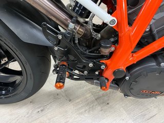 KTM 1290 Super Duke R Naranja/Blanca