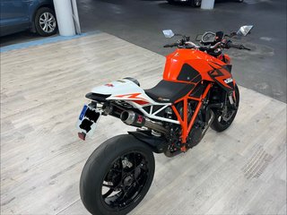 KTM 1290 Super Duke R Naranja/Blanca