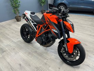 KTM 1290 Super Duke R Naranja/Blanca